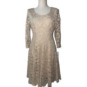 Leslie Fay Lace Cocktail Dress size 6 NWT Scoop Neck Fit & Flare Stretch